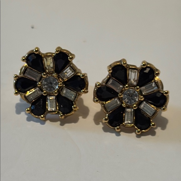 Vintage 1928 Multi Strand Black Bead Rhinestone Cross Necklace w/Clip Earrings - Picture 4 of 7